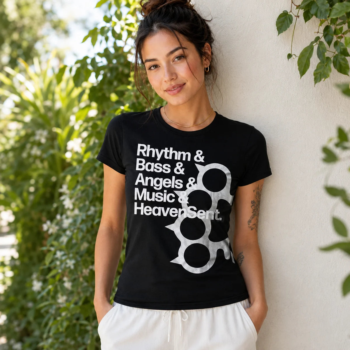 Women Black Graphic T Shirt Letter Print Crew Neck Short Sleeve Slim Fit Y2K Streetwear Summer 2026 Hot New Casual Tee Blouse