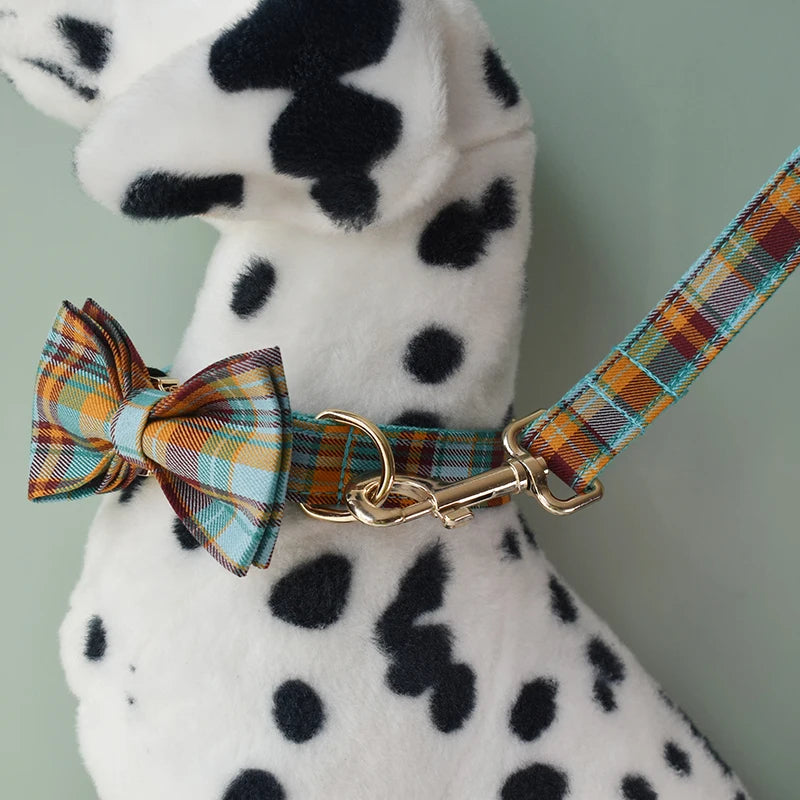 Christmas Grid Dog Collar & Leash Set with Free ID Tag for All Dogs