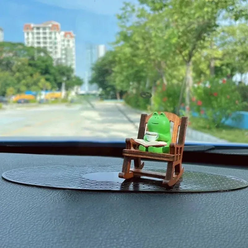 Japanese Resin Accessories Cute Mini Frog Rocking Chair For Room Office Car and Desktop Decoration