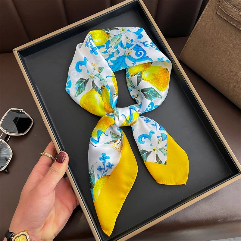 2025 New Fashion 70X70cmPrinted Women's Scarf Pashmina Silk Scarf Square Shawl Decorative Headband Neck Luxury Design Bandana