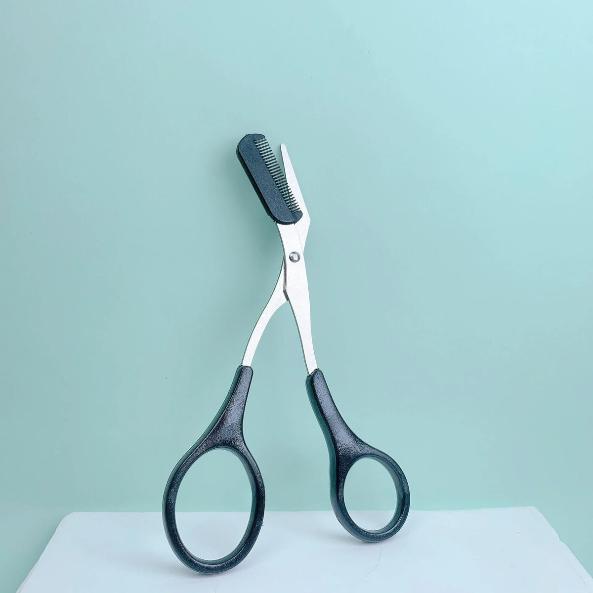Pink Eyebrow Trimming Scissors – Built-In Comb Grooming Tool