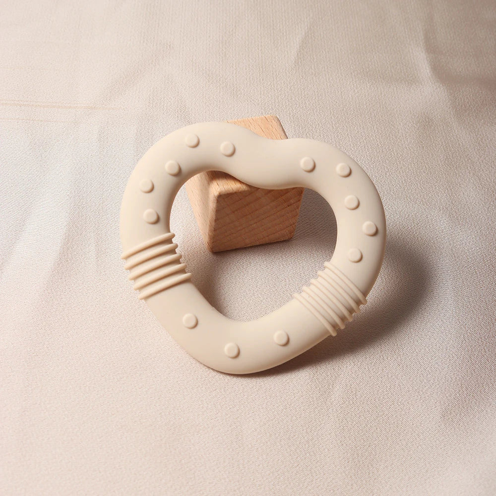 2024 new star silicone teether Food Grade heart baby Teething toy