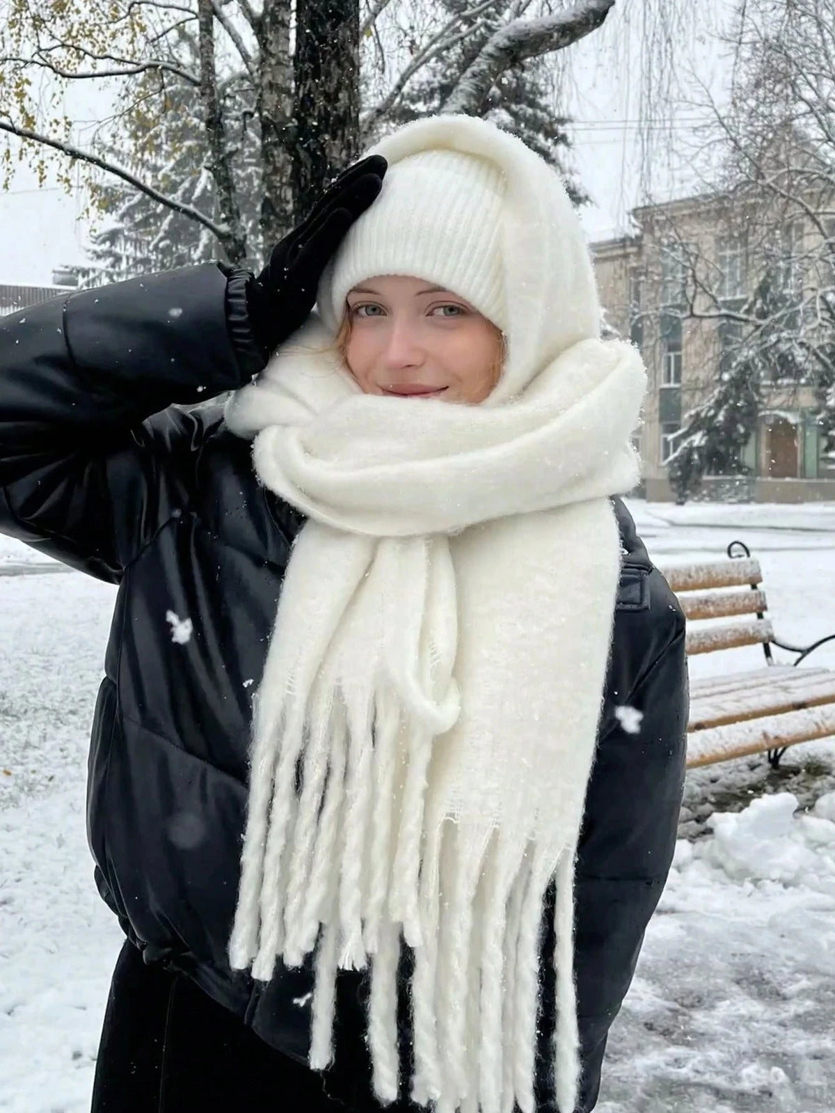 Winter Scarf Women Luxury Autumn Winter Cashmere Scarf Thickened Warm Shawl Classic Tassels Fluffy Scarf Solid Color Soft Shawl