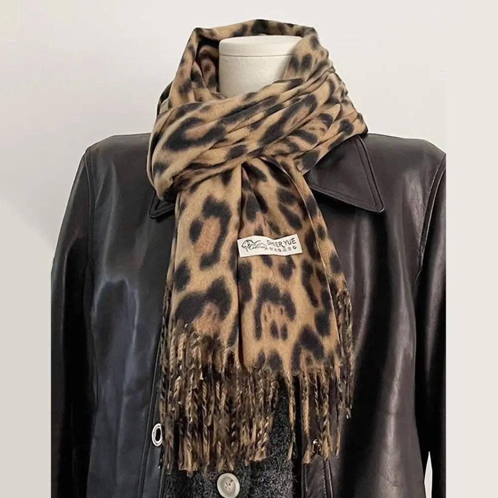 Korean Leopard Tassels Shawl Imitation Cashmere Thickened Foulard Pashmina Hijabs Windproof Lady Scarves Wraps for Women Man